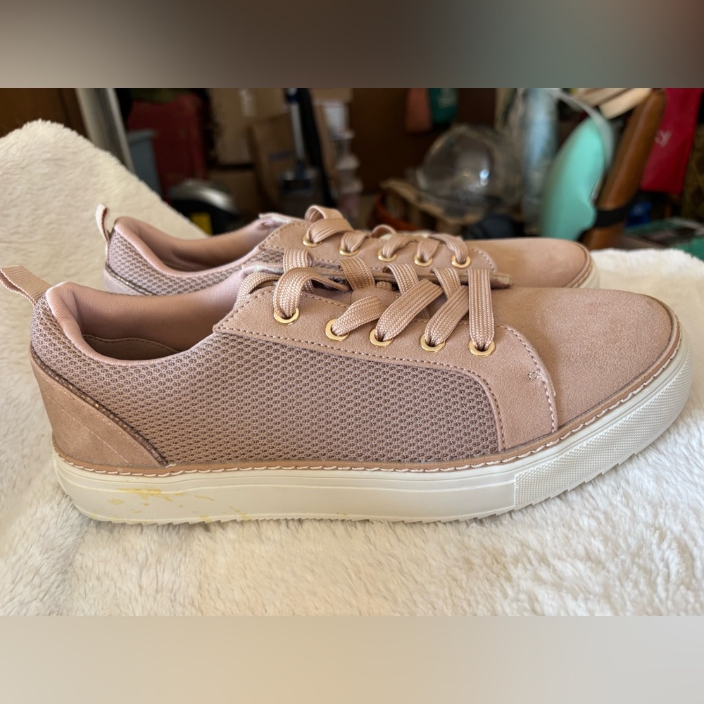 New Directions Women's Blush Pink Casual Sneakers size 9.5 - Picture 3 of 15